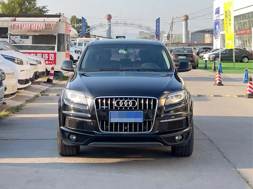Audi Q7 — миниатюра 2