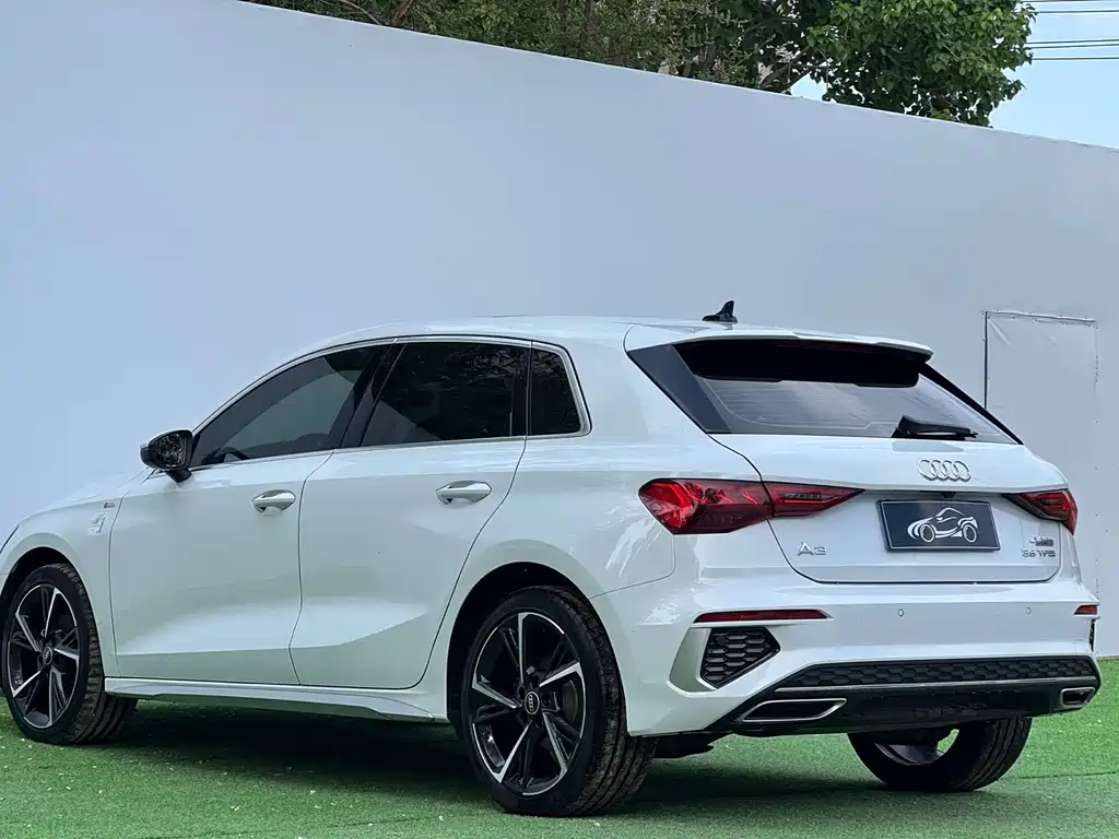 Audi A3 2023 Sportback 35 TFSI Fashion Sport