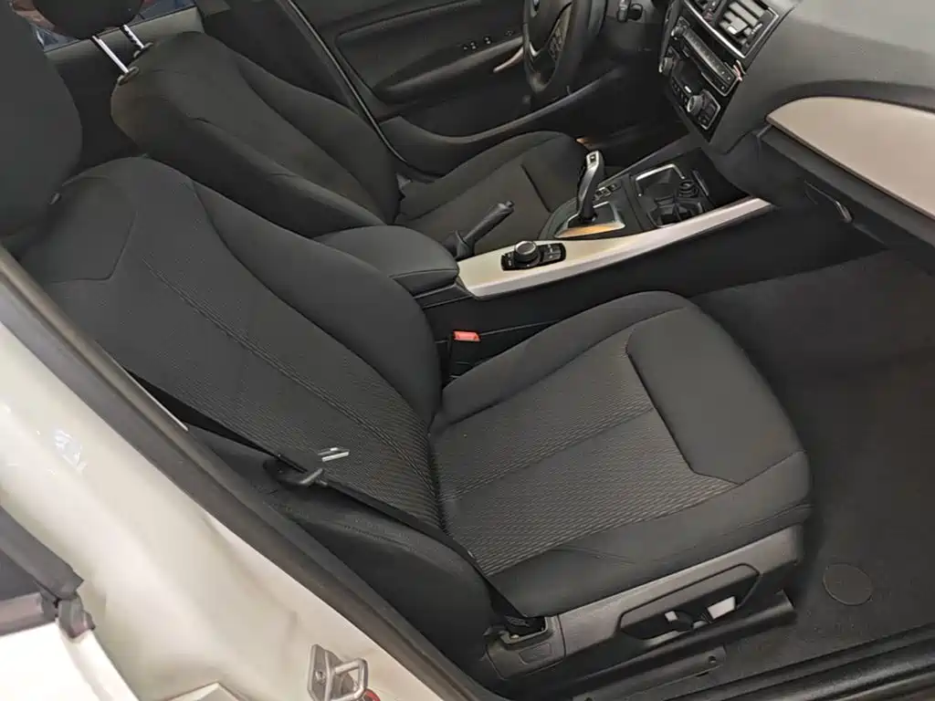 BMW 1 Series (Import) — миниатюра 25