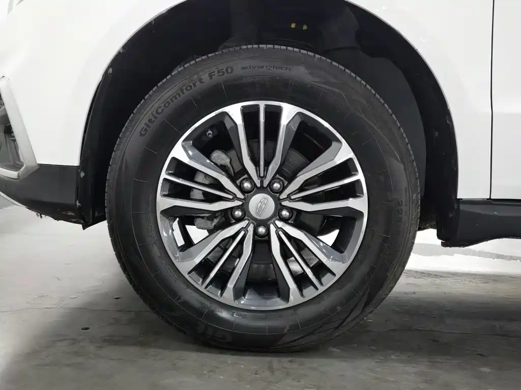 Geely Vision X6 — миниатюра 17