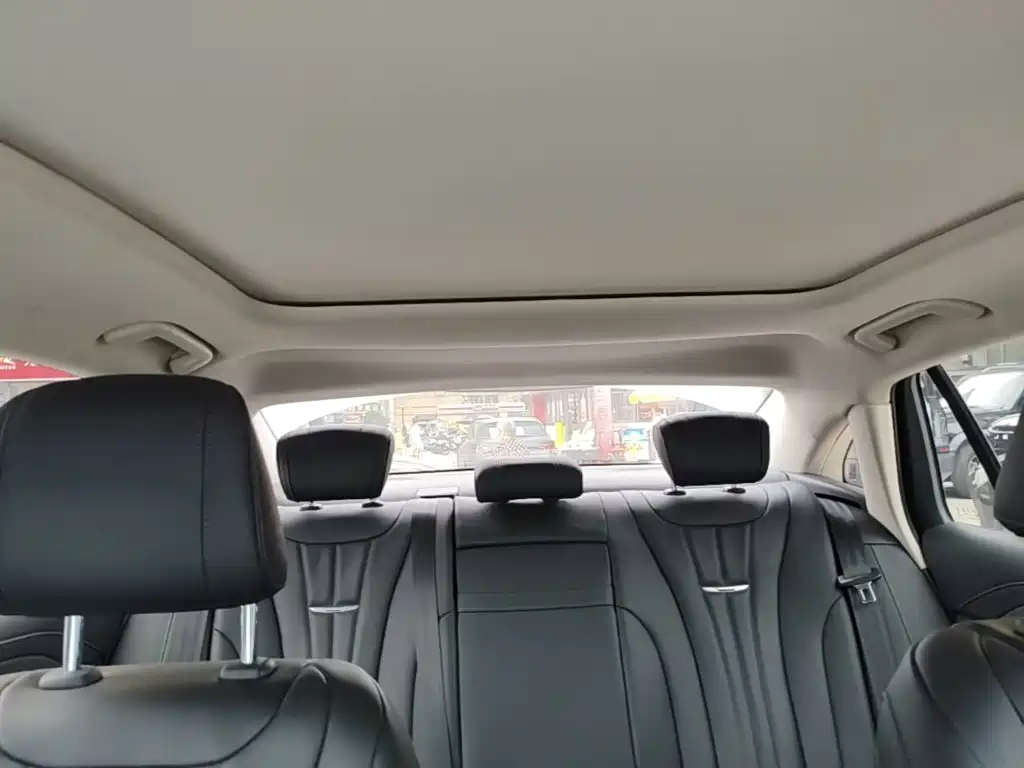 Hongqi Hongqi H5 — миниатюра 18