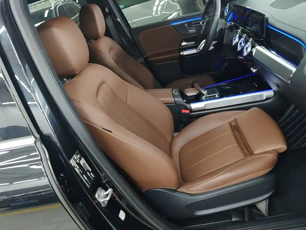 Mercedes-Benz GLB — миниатюра 25