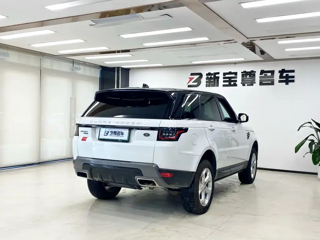 Land Rover Range Rover Sport PHEV P400e SE, фото 18