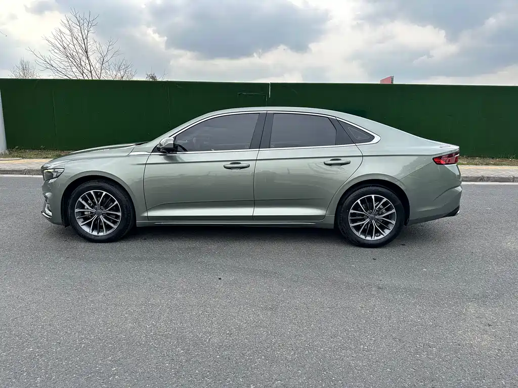 GEELY AUTOMOBILE XINGRUI