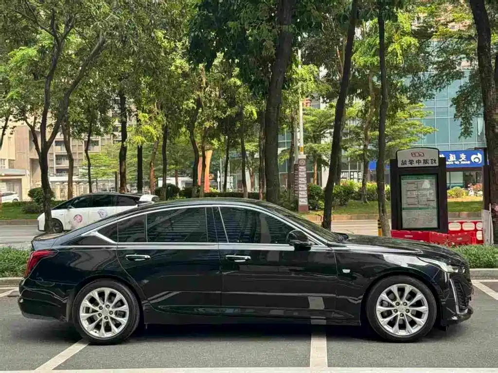 Cadillac CT5 — миниатюра 4