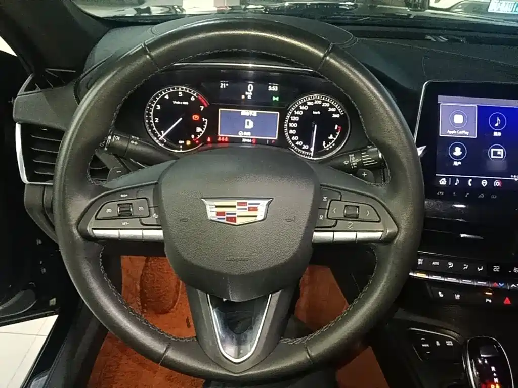 Cadillac CT5 — миниатюра 11