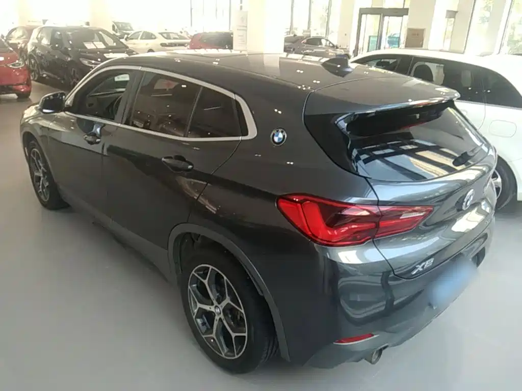BMW X2 (Import) — миниатюра 5