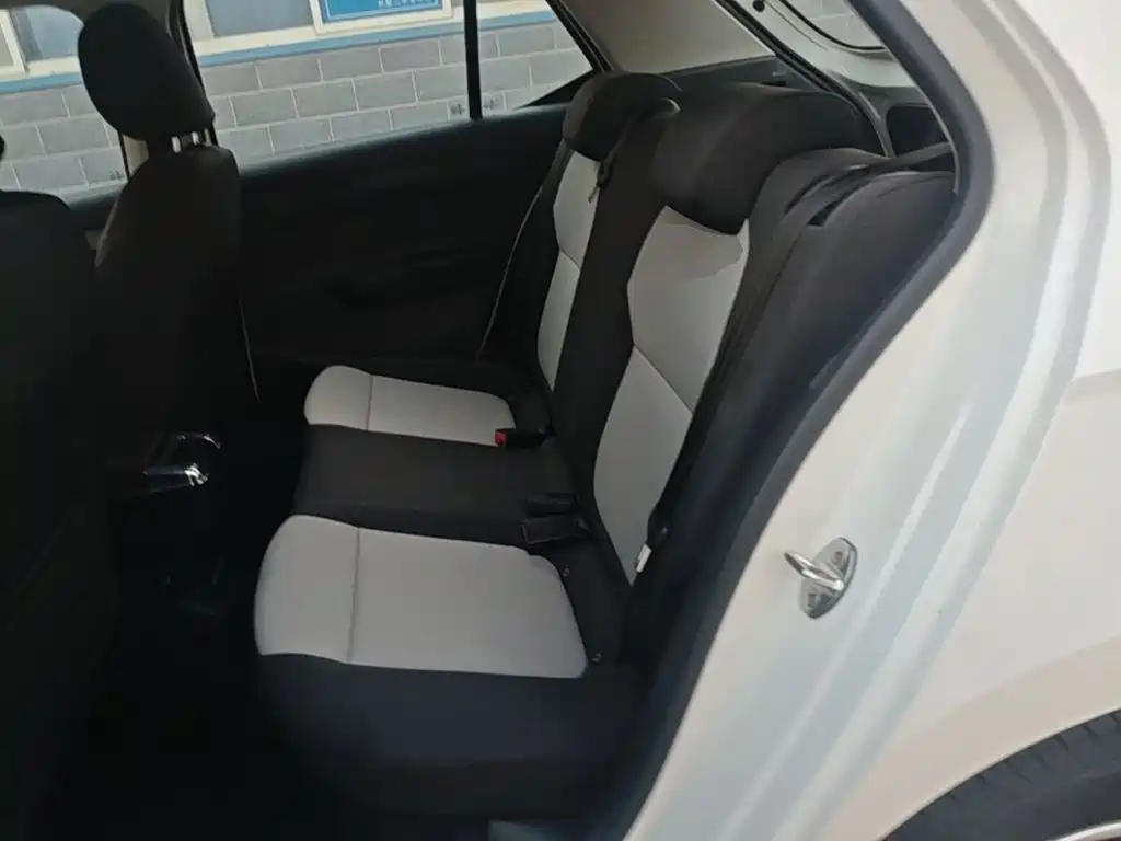 Skoda Fabia — миниатюра 17