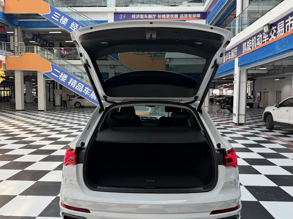 Audi Q3 — миниатюра 20