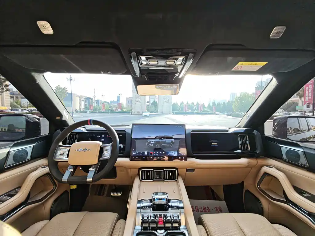 Fangchengbao Leopard 8 8 2025 Flagship 7 мест