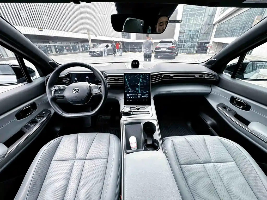 NIO ES8 — миниатюра 7