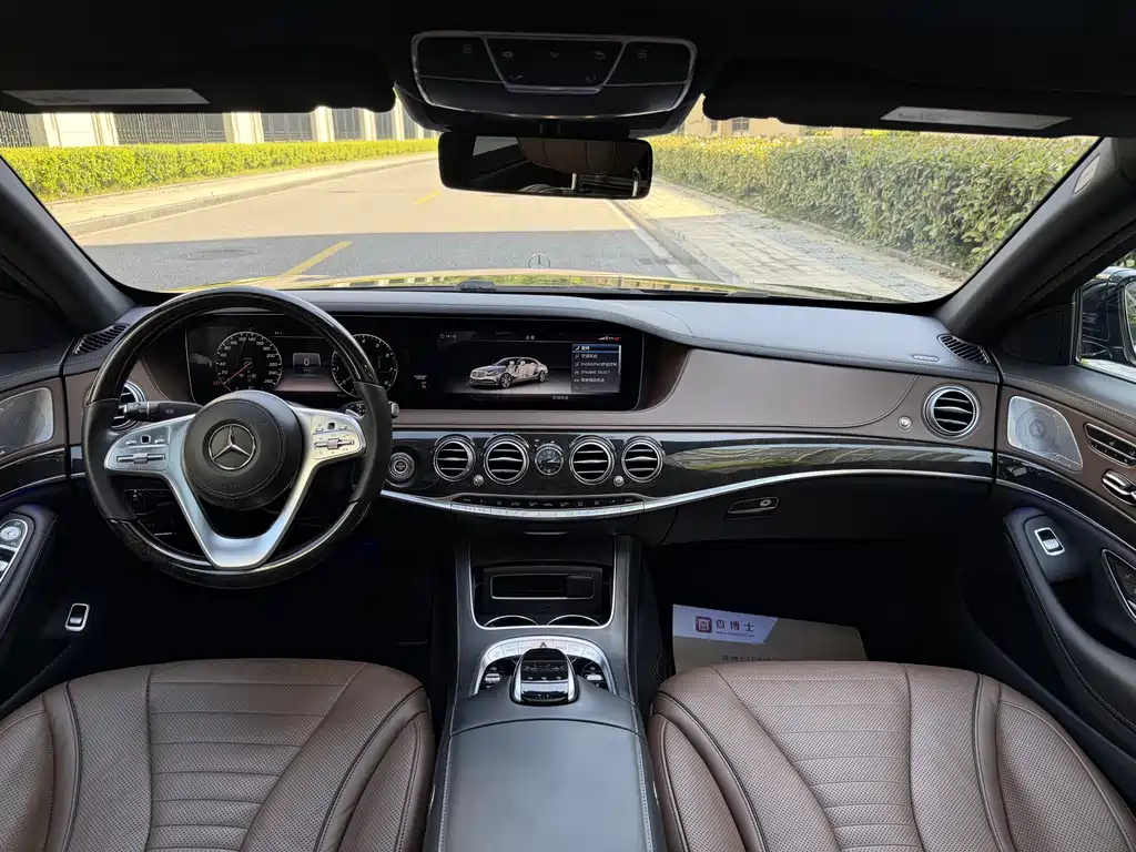 Mercedes-Benz S-Class — миниатюра 12
