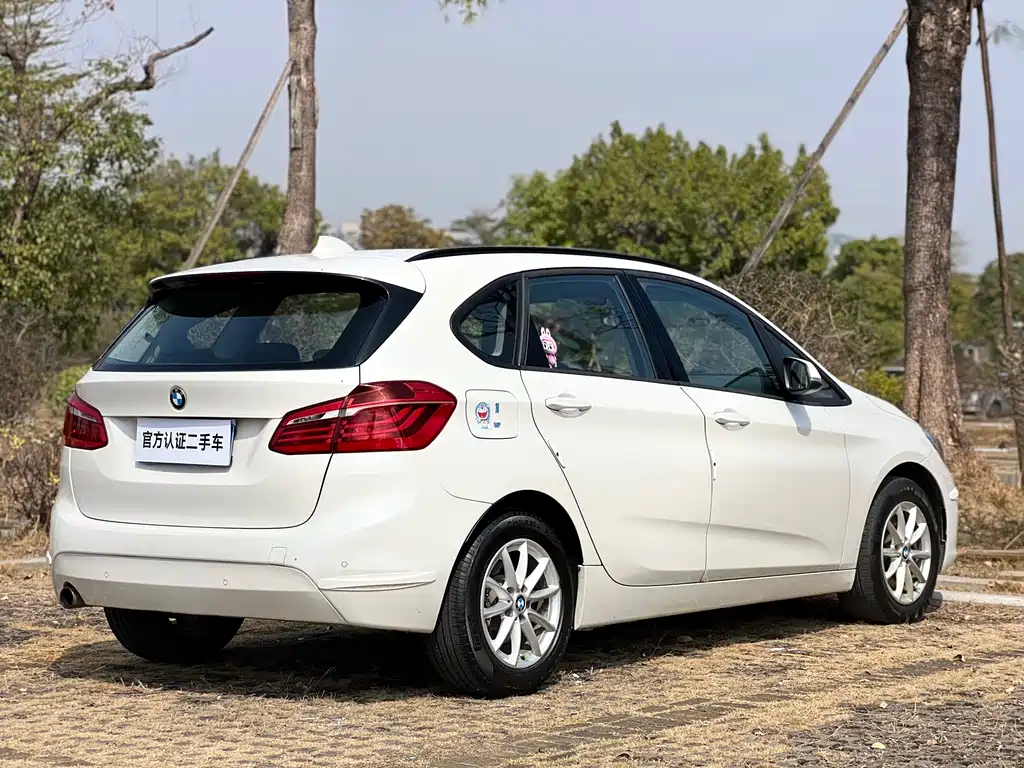 BMW 2 SERIES STATION WAGON