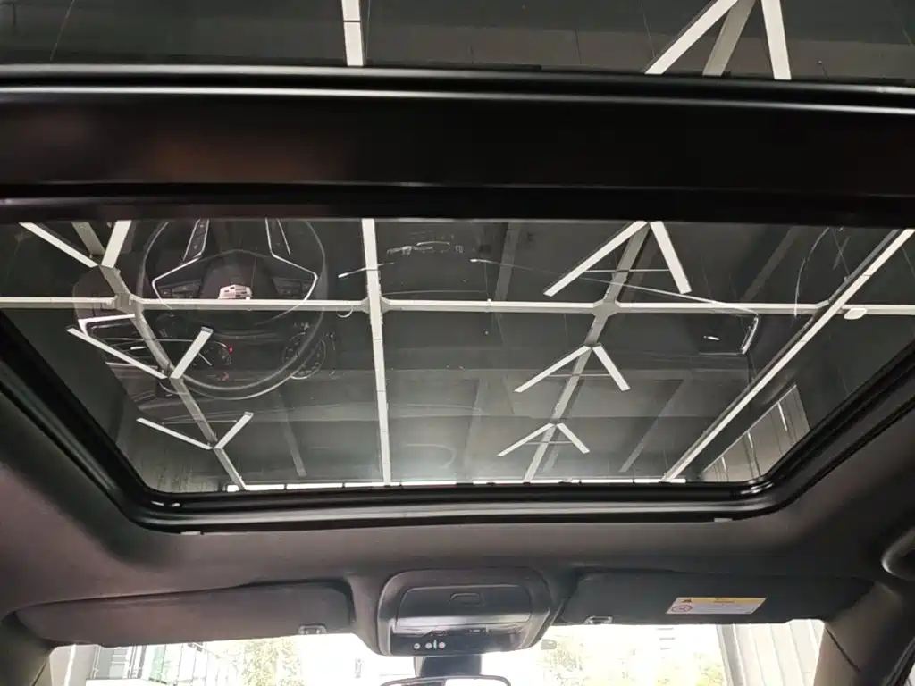Cadillac XT5 — миниатюра 18