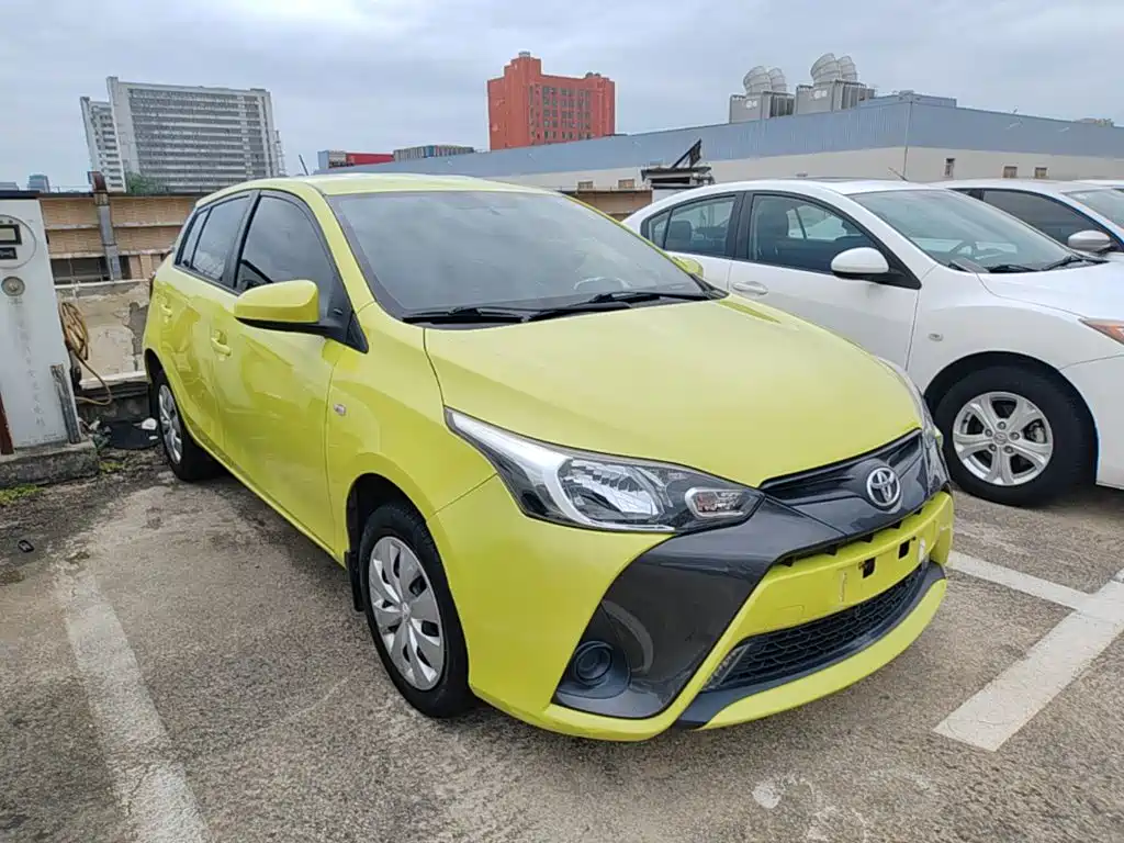 Toyota Yaris L — миниатюра 4