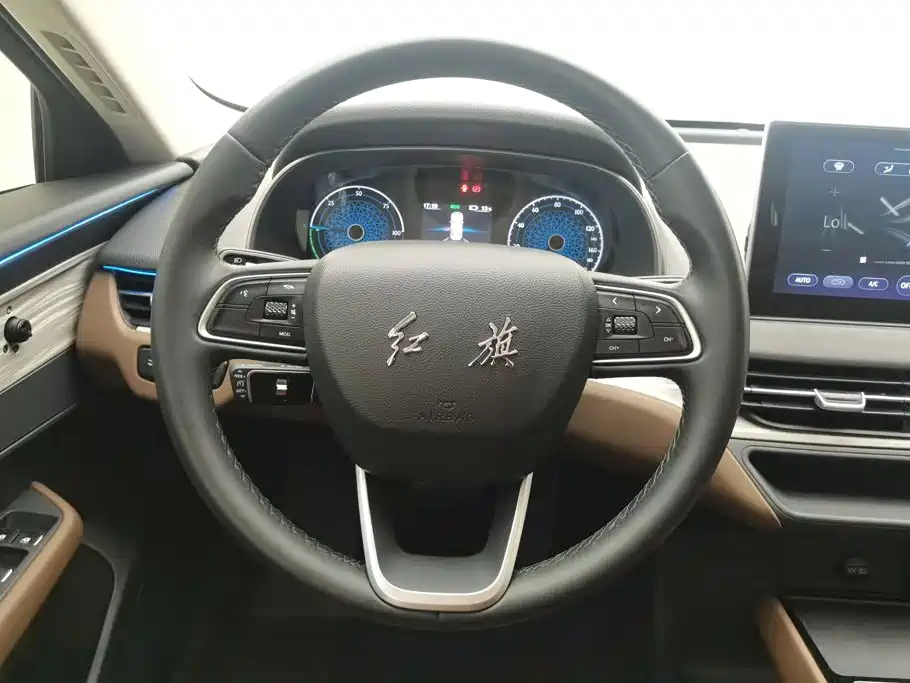 Hongqi Hongqi E-QM5 — миниатюра 14