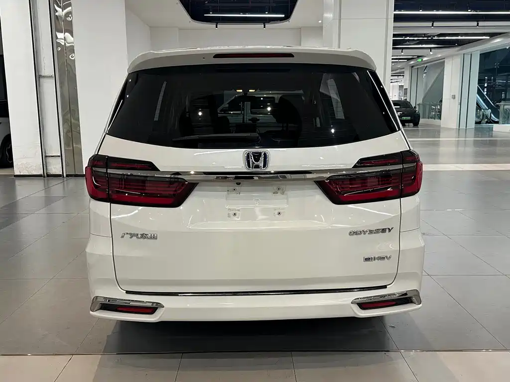 Honda Odyssey — миниатюра 6