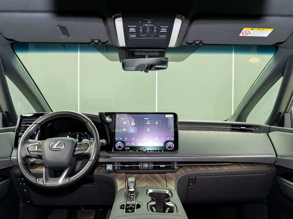 Lexus LM — фотографии объявления, Фото 15