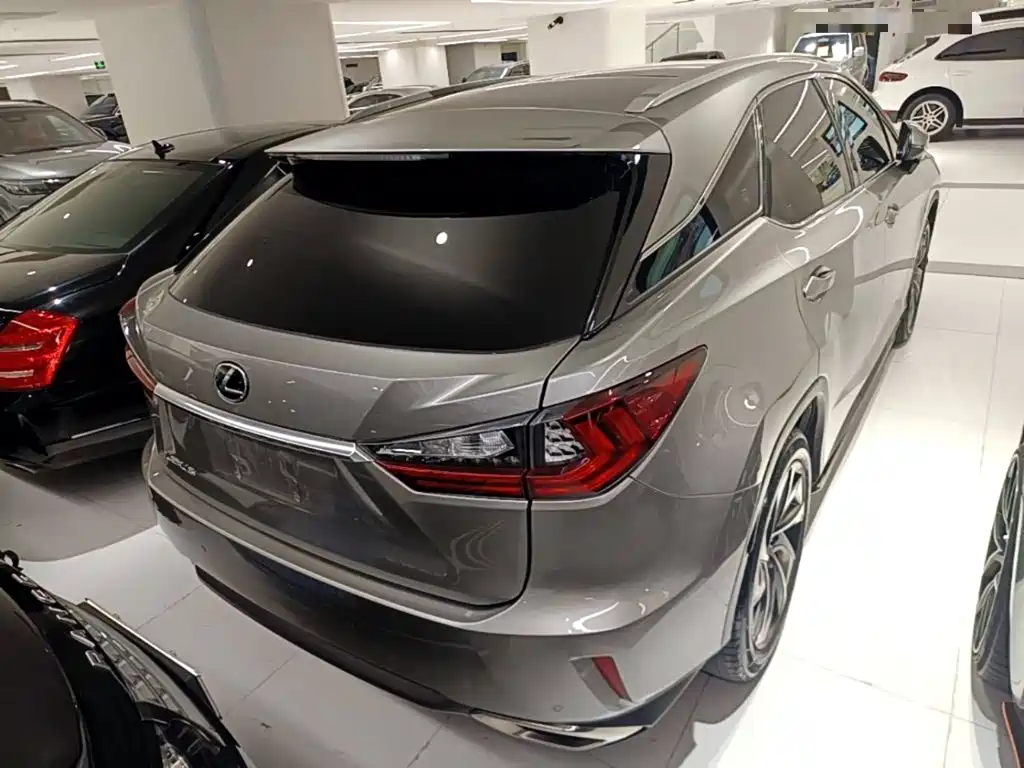Lexus RX — миниатюра 7