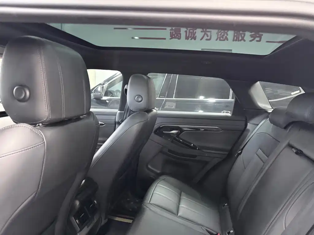 Land Rover Evoque — миниатюра 12