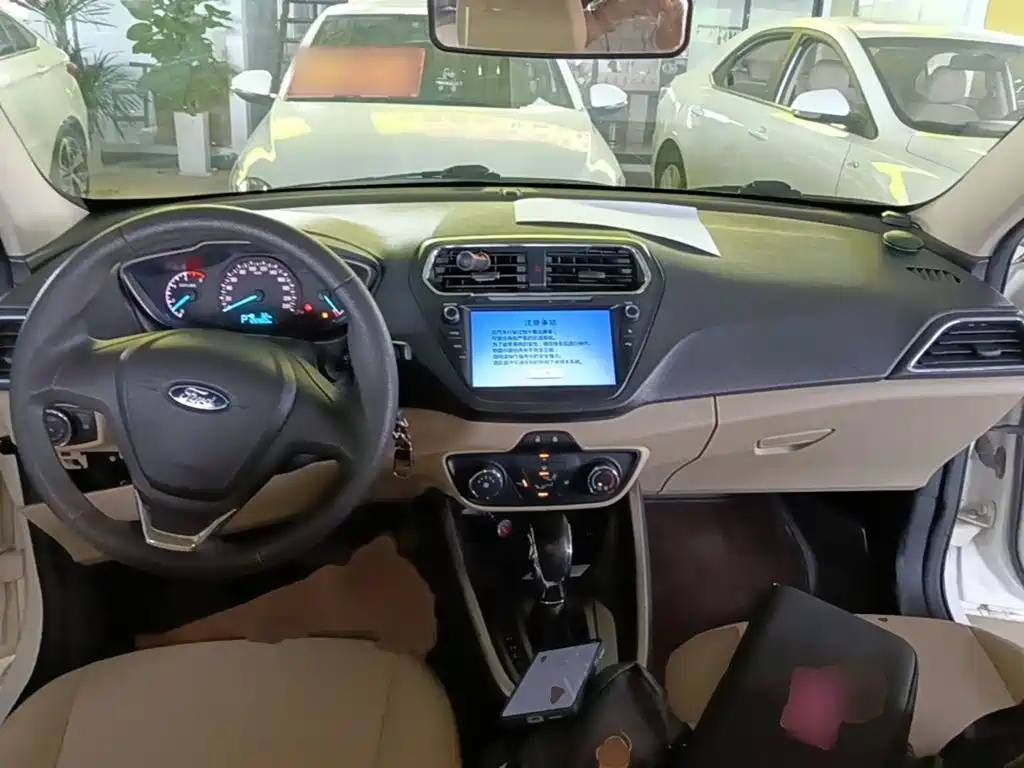 Ford Escort — миниатюра 10