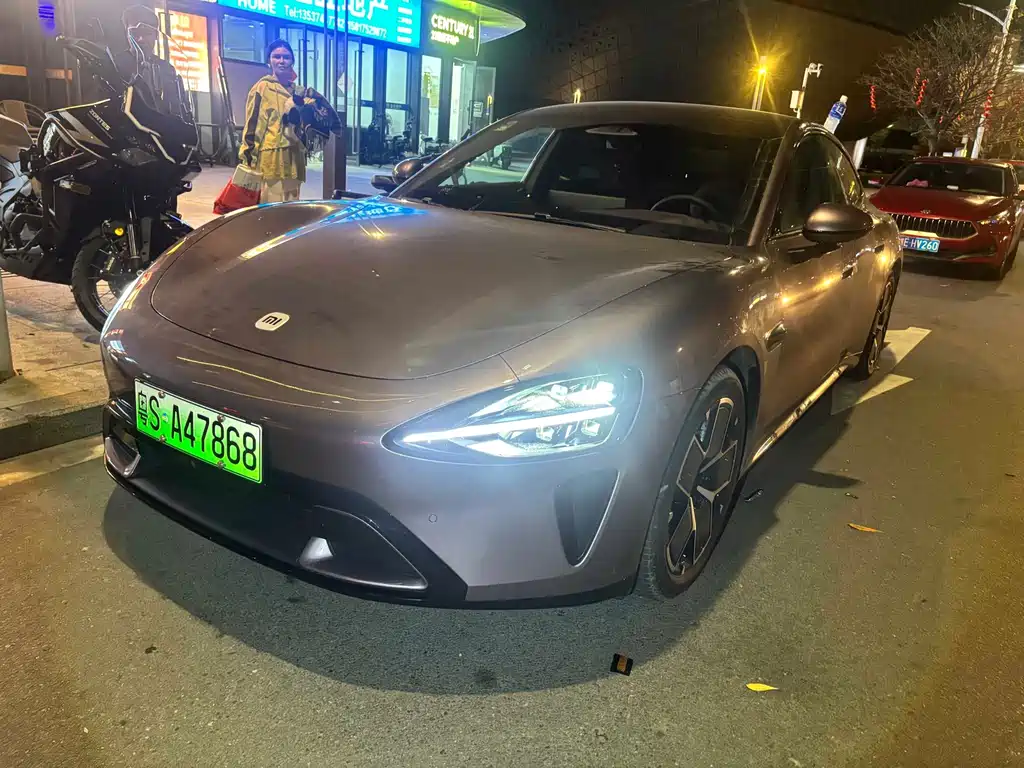 XIAOMI CAR XIAOMI SU7