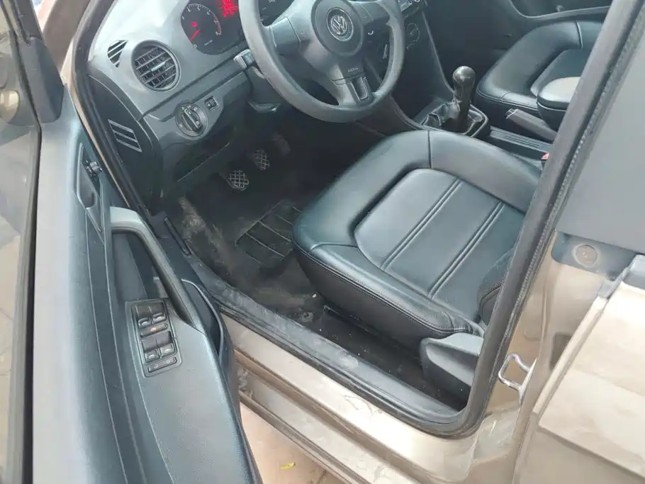 Volkswagen Jetta — миниатюра 9