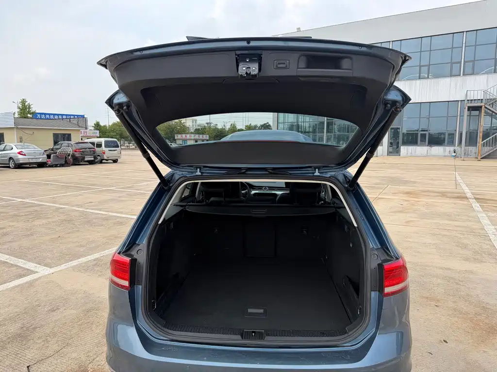 Volkswagen Viloran — миниатюра 14