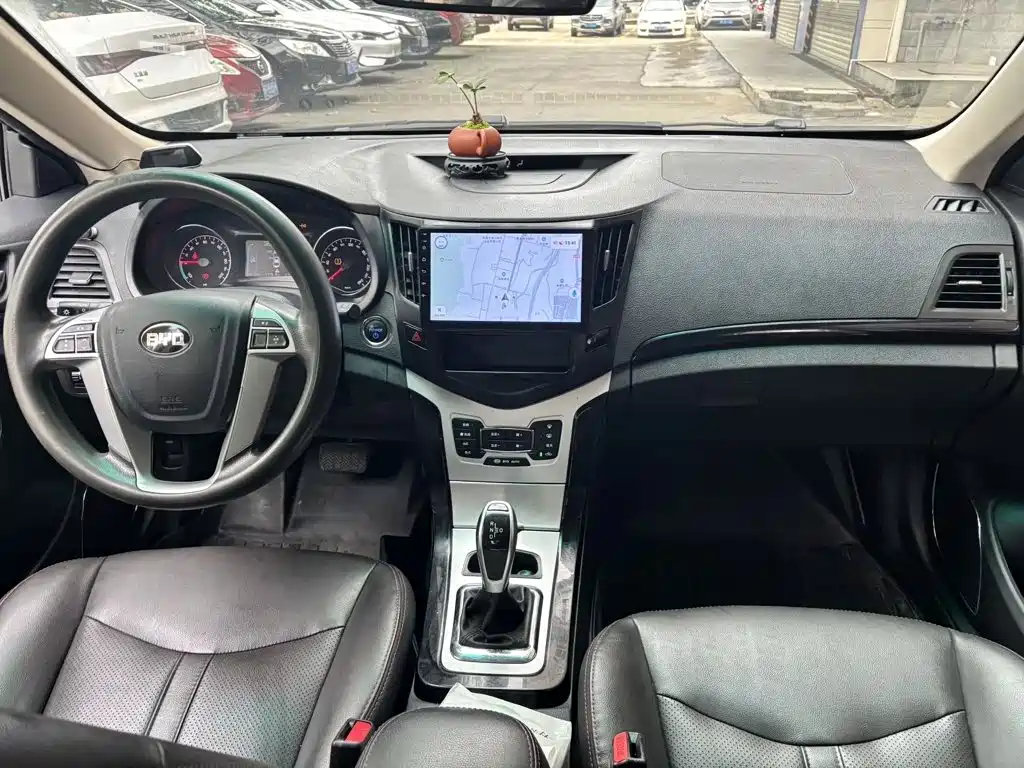 BYD e5 — миниатюра 7