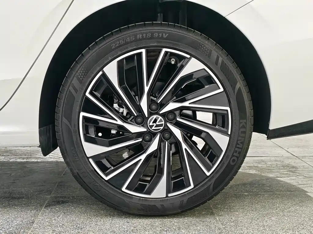 Volkswagen Sagitar — миниатюра 10