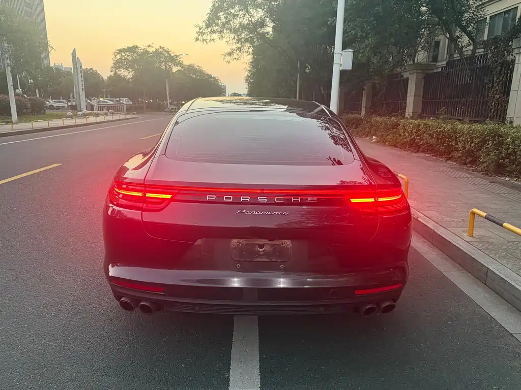 Porsche Panamera — миниатюра 8