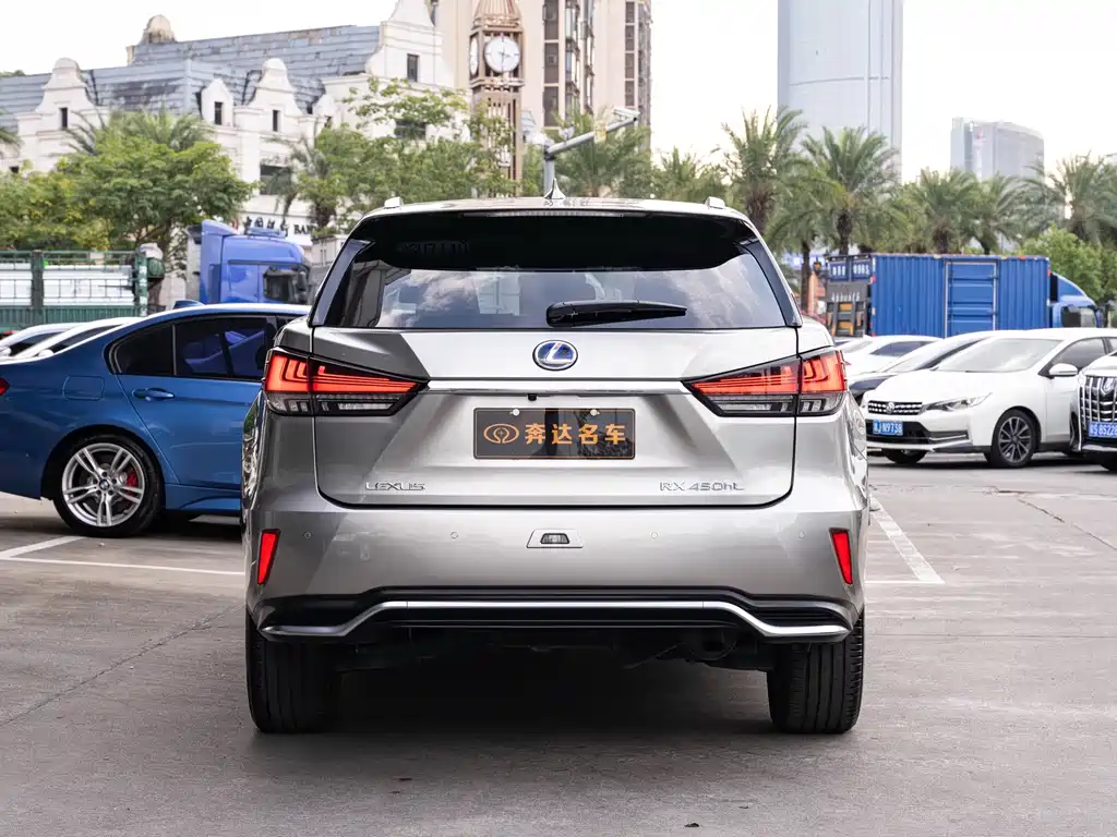 Lexus RX — миниатюра 5