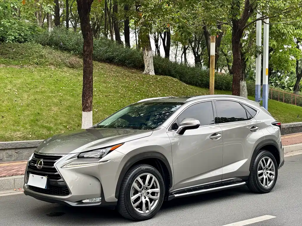 Купить Lexus NX