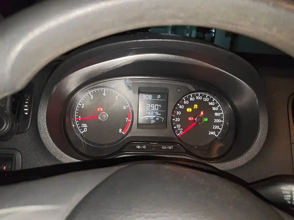 Volkswagen Polo — миниатюра 7