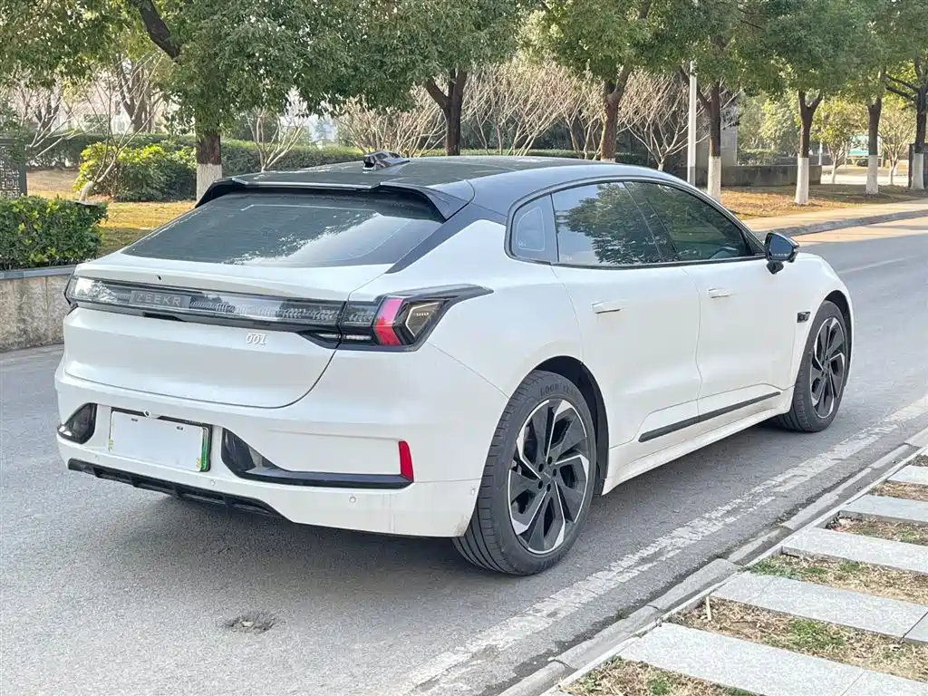 ZEEKR EXTREME KRYPTON 001