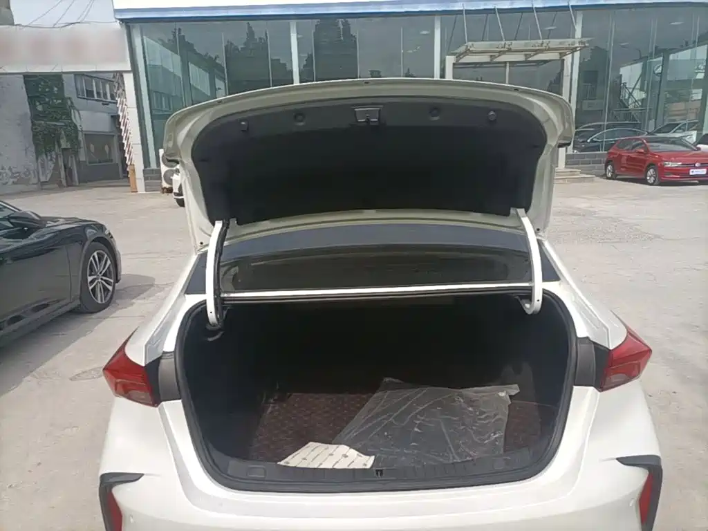 Buick Verano — миниатюра 19
