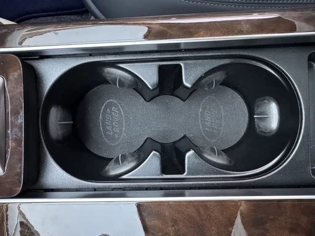 Land Rover Range Rover — миниатюра 28