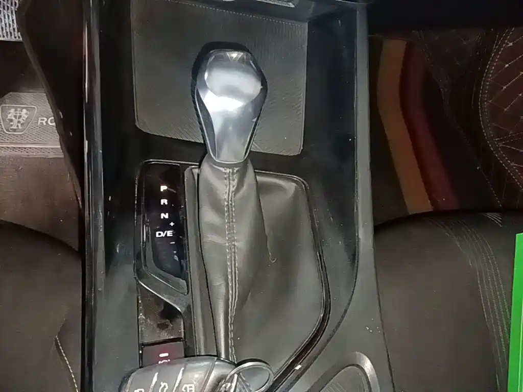 Roewe i5 — миниатюра 14