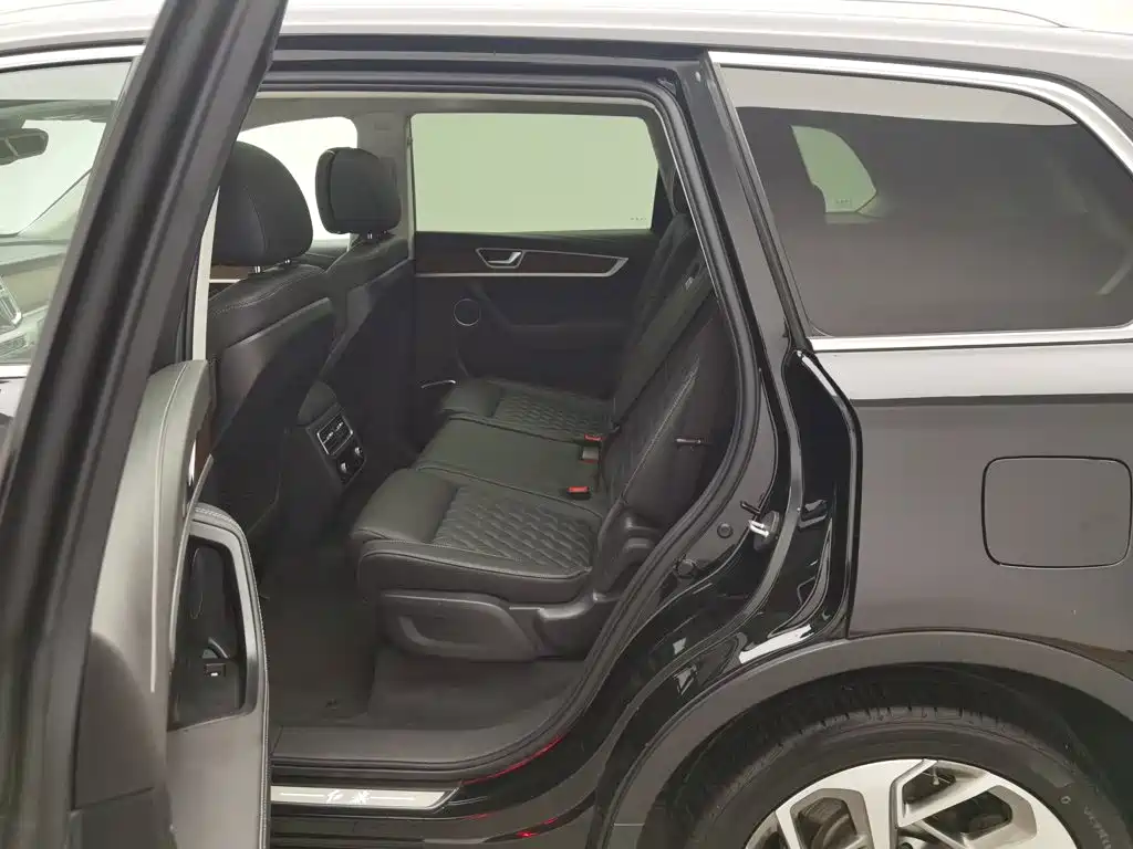 Hongqi Hongqi HS7 — миниатюра 15