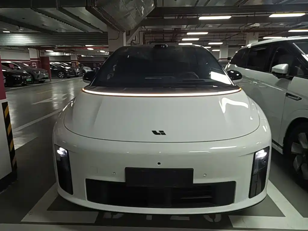 Li Auto Li i6 — миниатюра 3