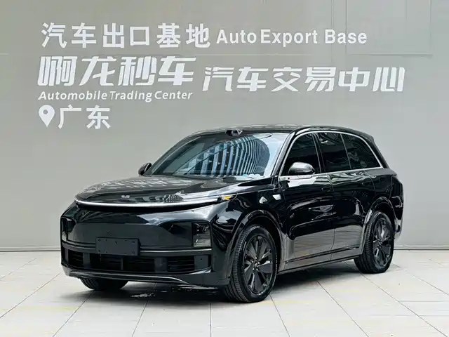 Li Auto 理想L8