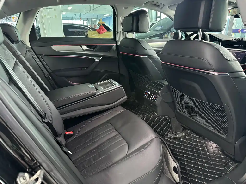 Audi A6L — миниатюра 9