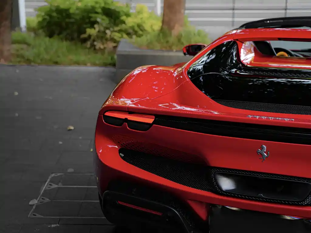 Ferrari 296 — миниатюра 2