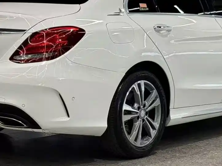 Mercedes-Benz C-Class — миниатюра 14