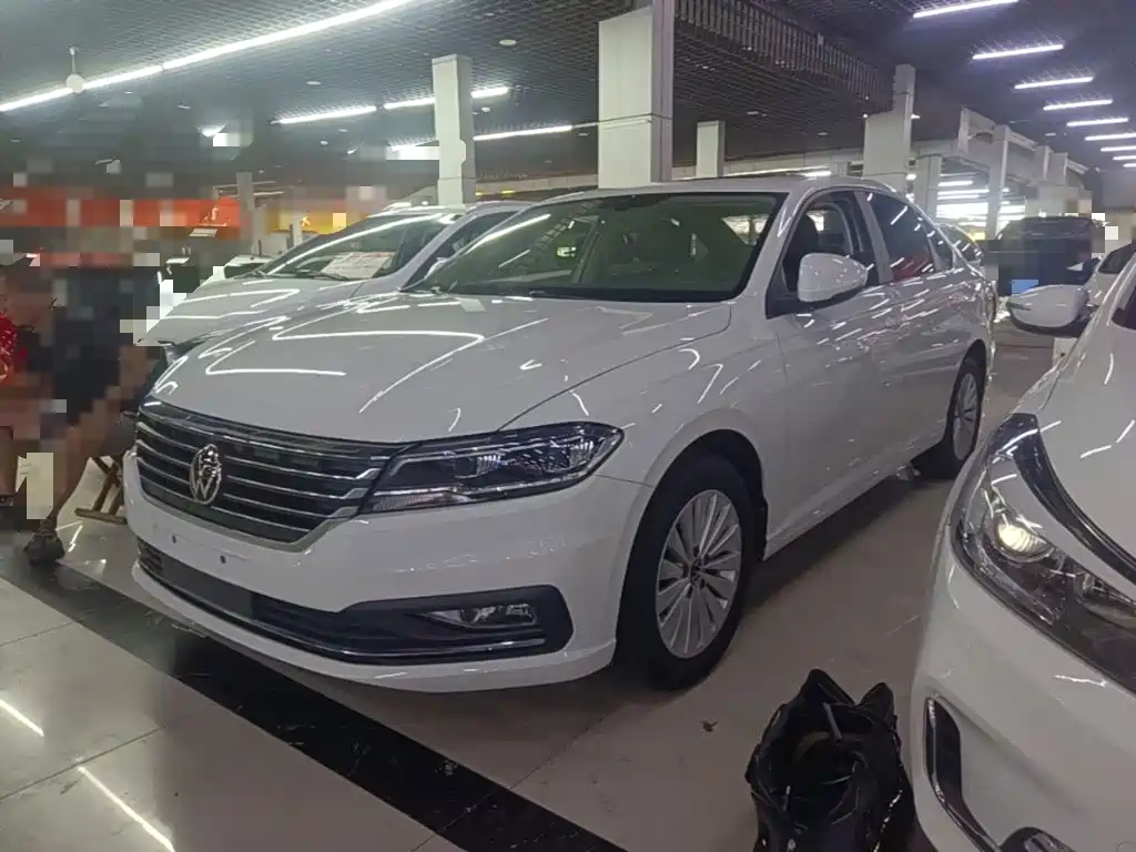 Volkswagen Lavida — миниатюра 2