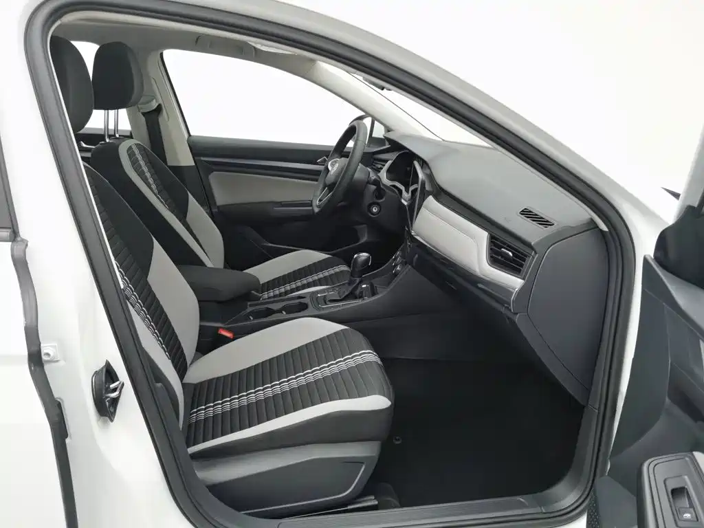 Volkswagen Bora — миниатюра 23