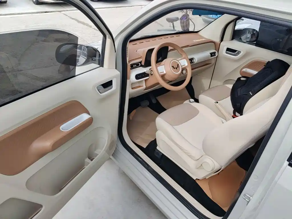 Wuling MINIEV — миниатюра 16
