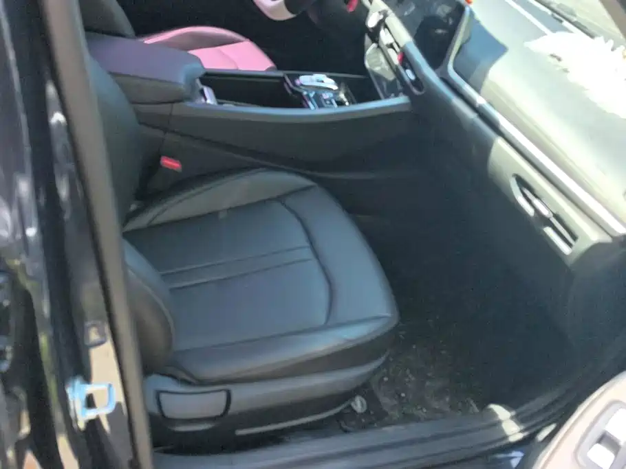 Hyundai Sonata — миниатюра 8