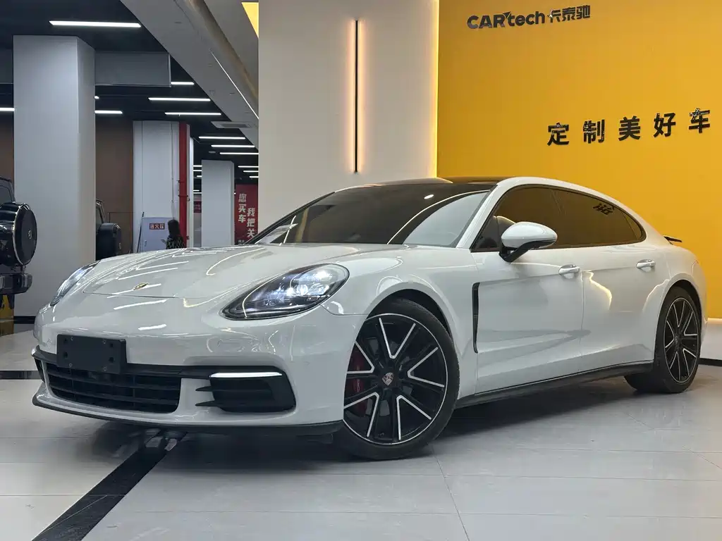Porsche Panamera 2018