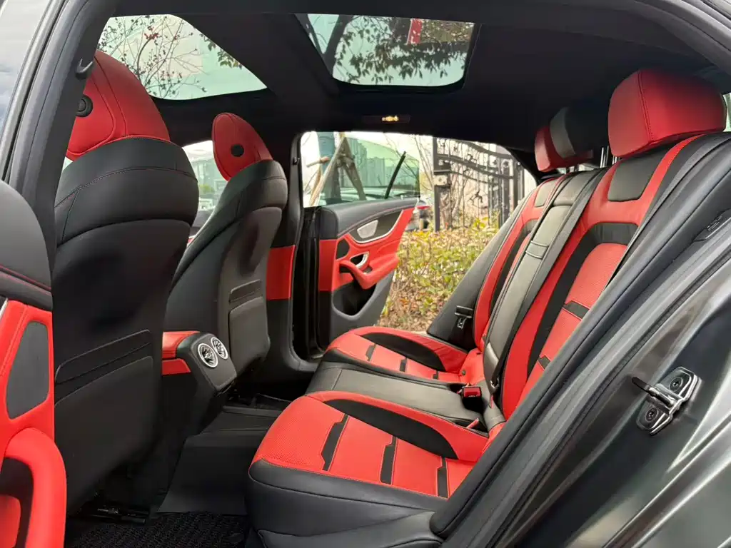 MERCEDES-BENZ AMG GT